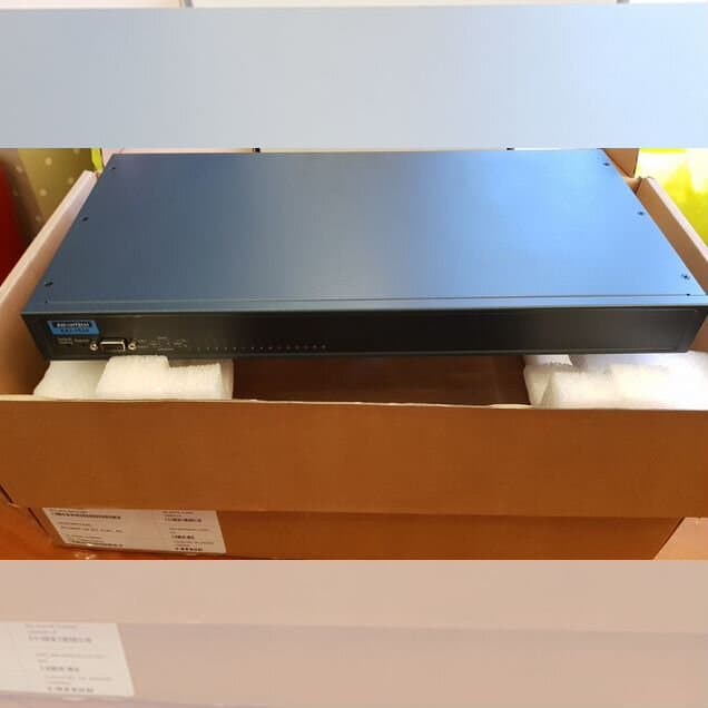 Advantech 16-порт промышленный сервер RS-232/485