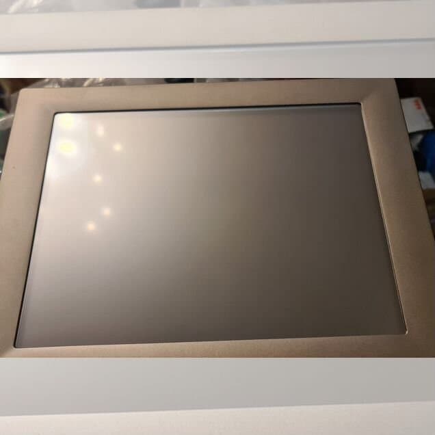 Промышленный Компьютер Сенсорный 12.1" Advantech