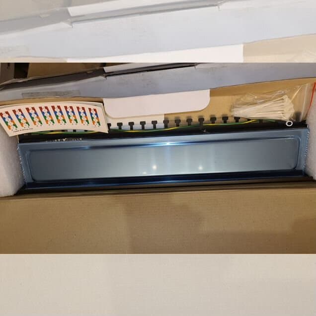 Патч панель Hyperline PP-19-24-8P8C-SH-110D
