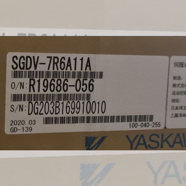 Серводвигатели Сервоусилители Omron Yaskawa