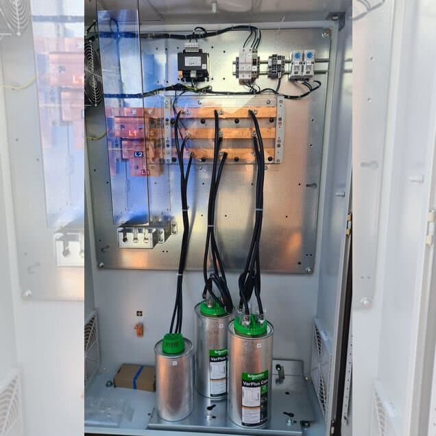 Установка конденсаторная Schneider VarSet 125квар