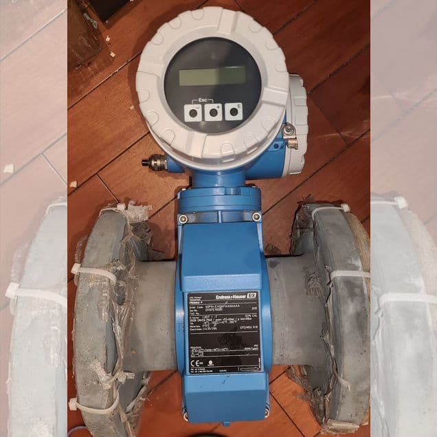 Расходомеры эл-магнитные DN100 Endress+H Promag 50