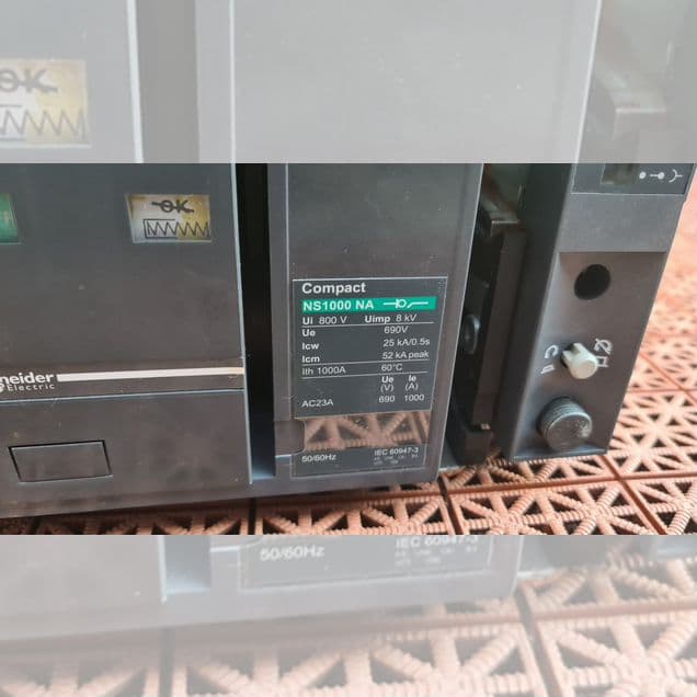 Выключатель-разъединитель NS1000А Schneider El